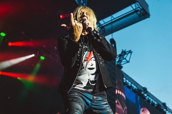 Def Leppard at Download 2019