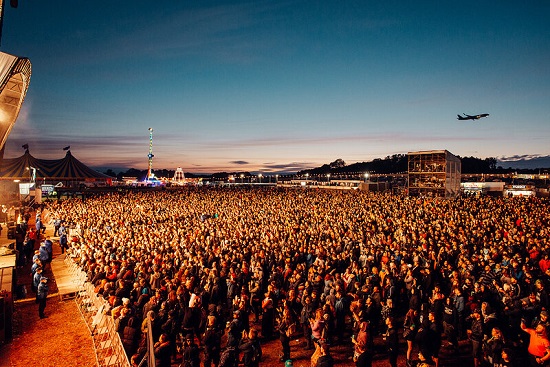 The crowd at the Download Pilot festival
