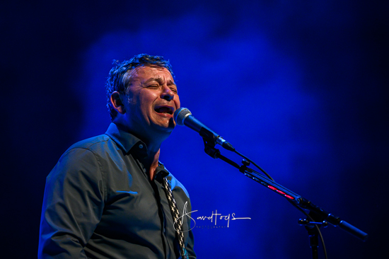MANIC STREET PREACHERS/ADWAITH – SWANSEA ARENA – 10 MAY 2025