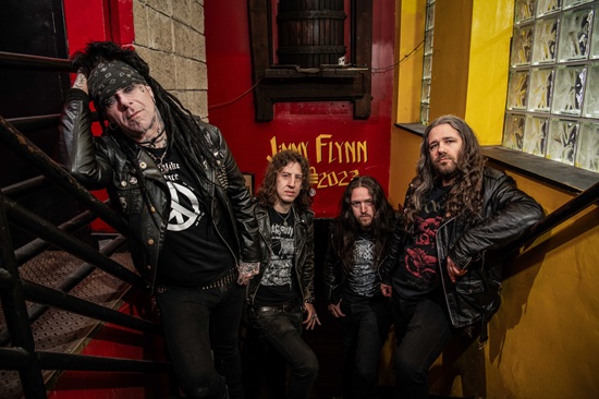 THE ÜBER RÖCK SINGLES CLUB DAILY PICK – CASKET RATS