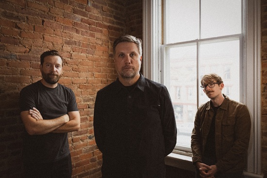 THE ÜBER RÖCK SINGLES CLUB DAILY PICK – 84 TIGERS