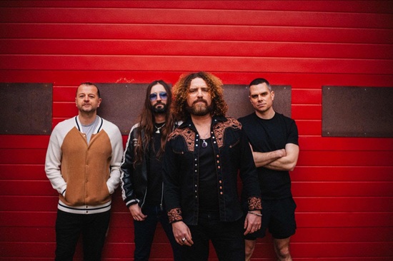 THE ÜBER RÖCK SINGLES CLUB DAILY PICK – THE DUST CODA