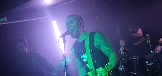 Abrams @ Bournemouth Bear Cave by Graham Wood.