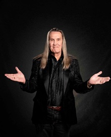 Nicko McBrain to say #HelloBoysAndGirls in person