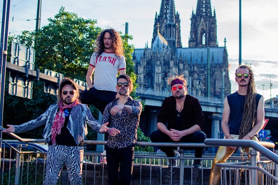 The Über Röck Singles Clüb Daily Pick – Sweet Electric
